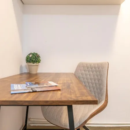 Anfiteatre Roma Apartment